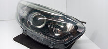 Załaduj zdjęcie do przeglądarki galerii, RENAULT CAPTUR I 13- LAMPA REFLEKTOR PRAWY PRZÓD ZWYKŁA H1 260105066R