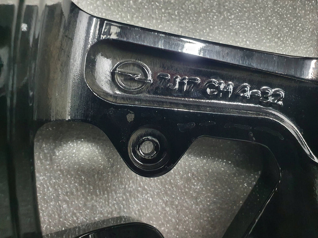 Opel Corsa F FELGA ALUMINIOWA 17 CALI 7''x17'' ET32 4x108 OE 9833892680