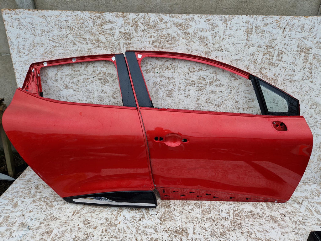 RENAULT CLIO 4 IV DRZWI PRAWY PRZÓD PRZEDNI
