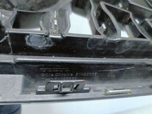 Load image into Gallery viewer, Volvo XC60 II 17- ATRAPA GRILL CHŁODNICY ZDERZAKA PRZEDNIEGO 31425535