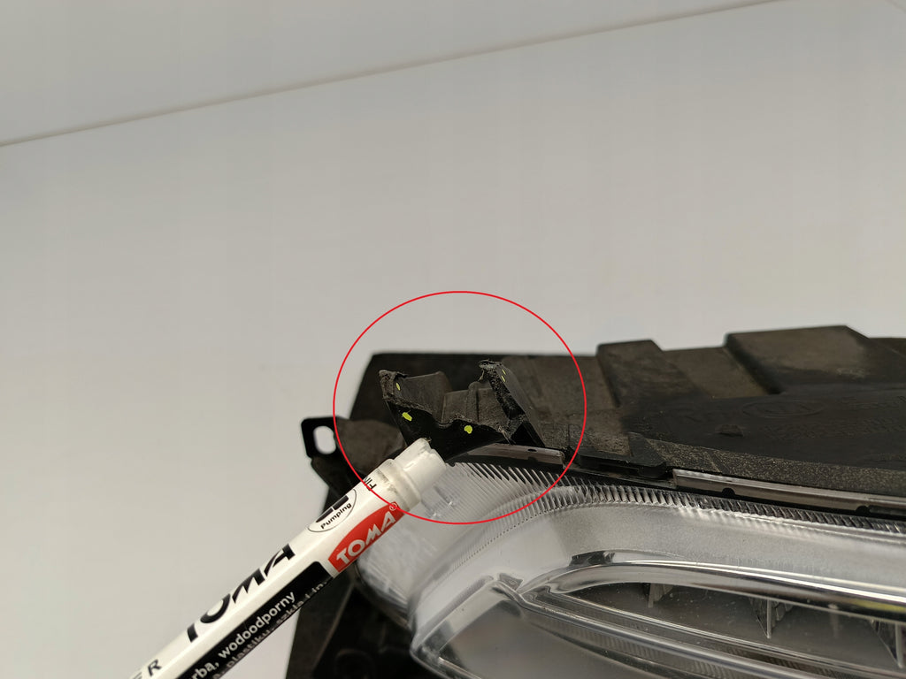 KIA NIRO 16- HALOGEN ŚWIATŁO LAMPA DRL LED PRAWY PRZÓD H8 92202-G5000