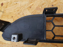 Laden Sie das Bild in den Galerie-Viewer, FIAT PUNTO GRANDE EVO 12- ATRAPA KRATKA GRILL ZDERZAKA PRZEDNIEGO 735536142