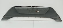 Laden Sie das Bild in den Galerie-Viewer, TOYOTA AYGO II 14- ZIERLEISTE MITTE BLENDE STOSSSTANGENANSATZ HINTEN 52151-0H020