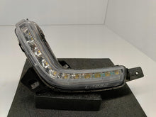 Załaduj zdjęcie do przeglądarki galerii, HYUNDAI I10 II 13- LAMPA HALOGEN DRL LED PRAWY PRZÓD 92202-B901