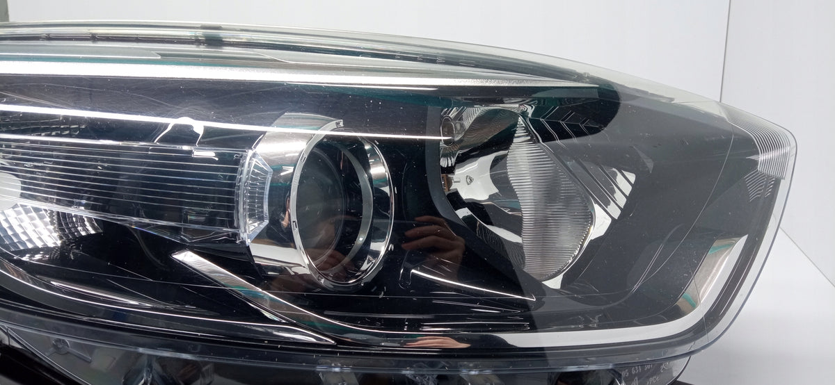 Renault Captur I 13- Lampa Reflektor Prawy Przód Zwykła H1 260105066R — zdjęcie 3 z 14