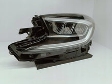 Laden Sie das Bild in den Galerie-Viewer, Toyota Aygo X 22- SCHEINWERFER LINKS VORNE FULL LED EU KOITO 0H-33