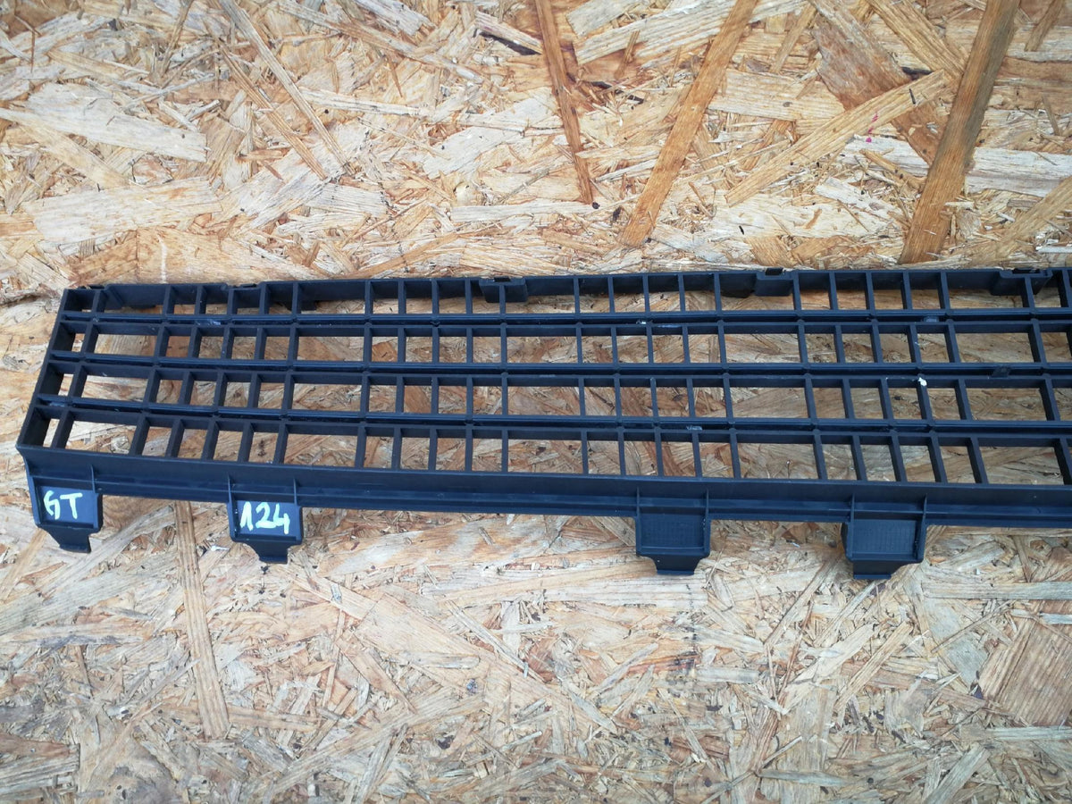 Renault Clio III 3 GT RS 09- Grille Calandre Calandre Pare-Chocs Avant 2006236 — photo 7 sur 10