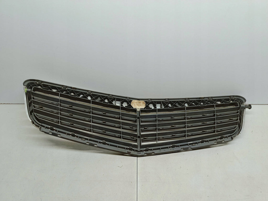 Mercedes-Benz C KLAS W204 07- ATRAPA GRILL ZDERZAKA PRZEDNIEGO A2048801283