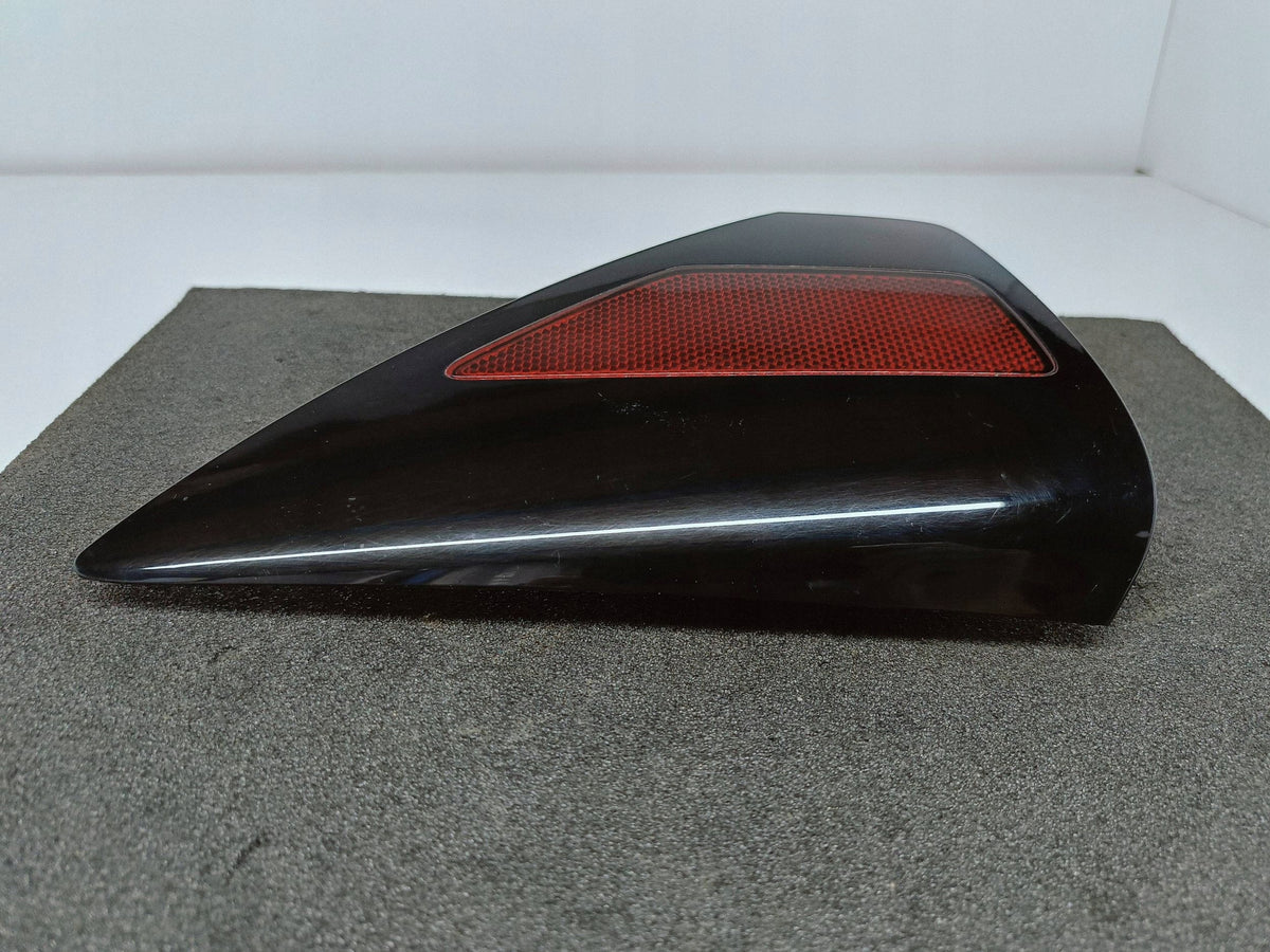 Tesla Model 3 M3 Y MY Rückstrahler Kotflügel Hinten Rechts 1100781-99-D — Foto 5 von 8