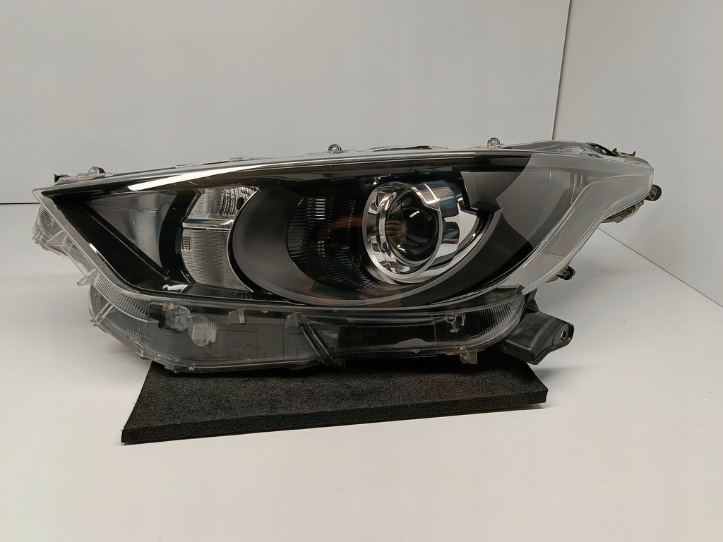 TOYOTA YARIS IV 4 P21 19- LAMPA REFLEKTOR LEWA PRZÓD SOCZEWKA KOITO K0-6 EU