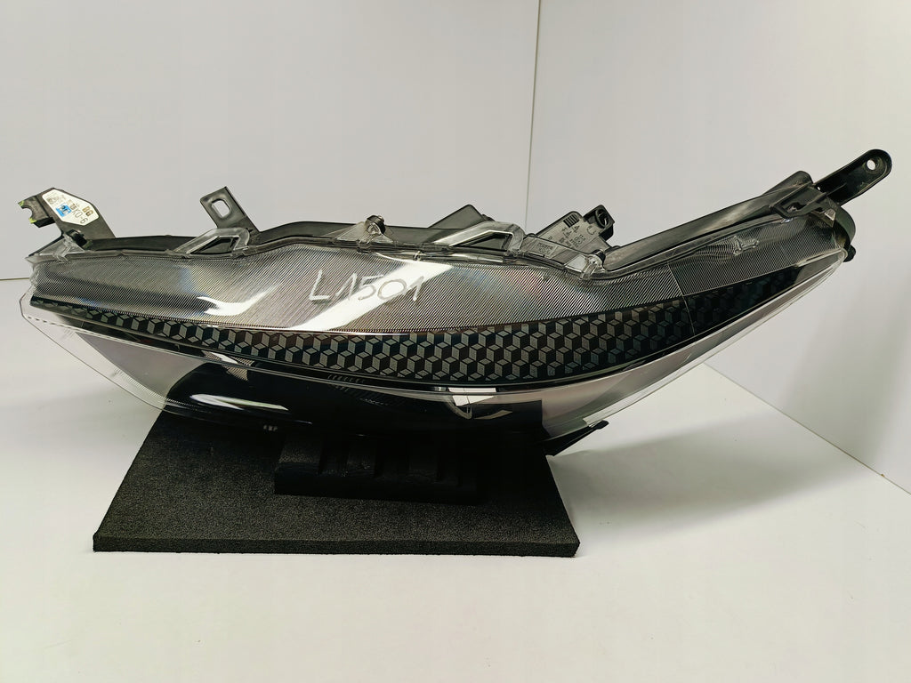 TOYOTA YARIS IV 4 P21 19- LAMPA REFLEKTOR LEWY PRZÓD SOCZEWKA KOITO K0-6 EU