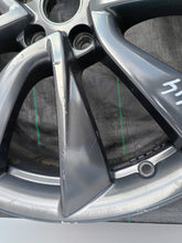 Load image into Gallery viewer, FELGA ALUMINIOWA TESLA MODEL 3 20''x8.5'' 5x120 ET35 1044227-00-D