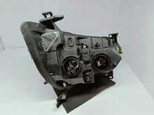 Laden Sie das Bild in den Galerie-Viewer, Renault Master III LIFT IV 19- LAMPA LEWA PRZÓD PRZEDNIA 260607867R