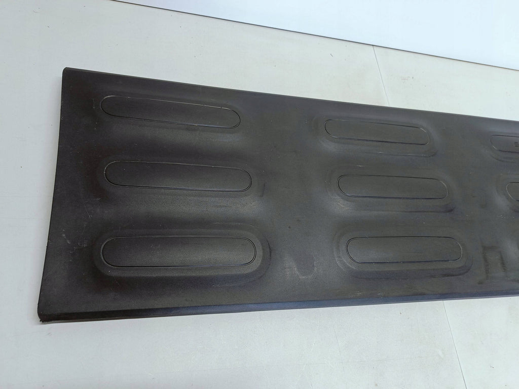 Citroen C4 Cactus 14- LISTWA NAKŁADKA DRZWI PRAWY PRZÓD AIRBUMP 9801023480