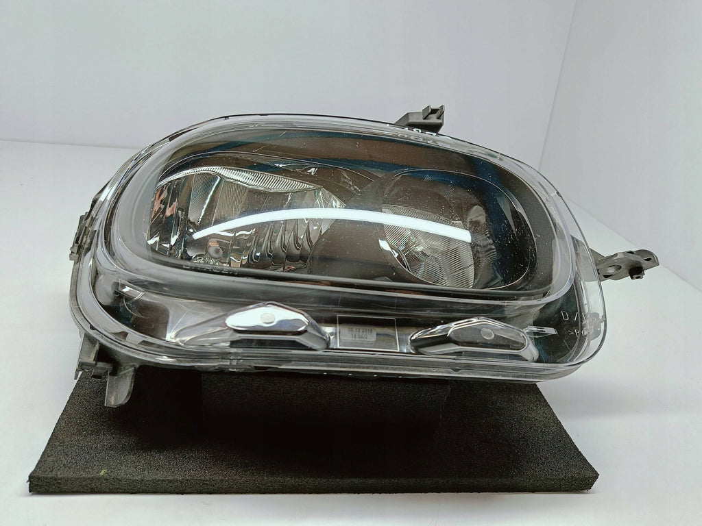 CITROEN C3 III SX 16- LAMPA PRAWA PRZÓD PRZEDNIA ZWYKŁA 9820059280