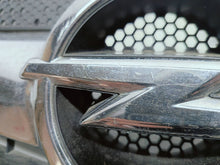 Load image into Gallery viewer, Opel Vivaro II B 14- FRONT BUMPER GRILLE CHROME 623104066R