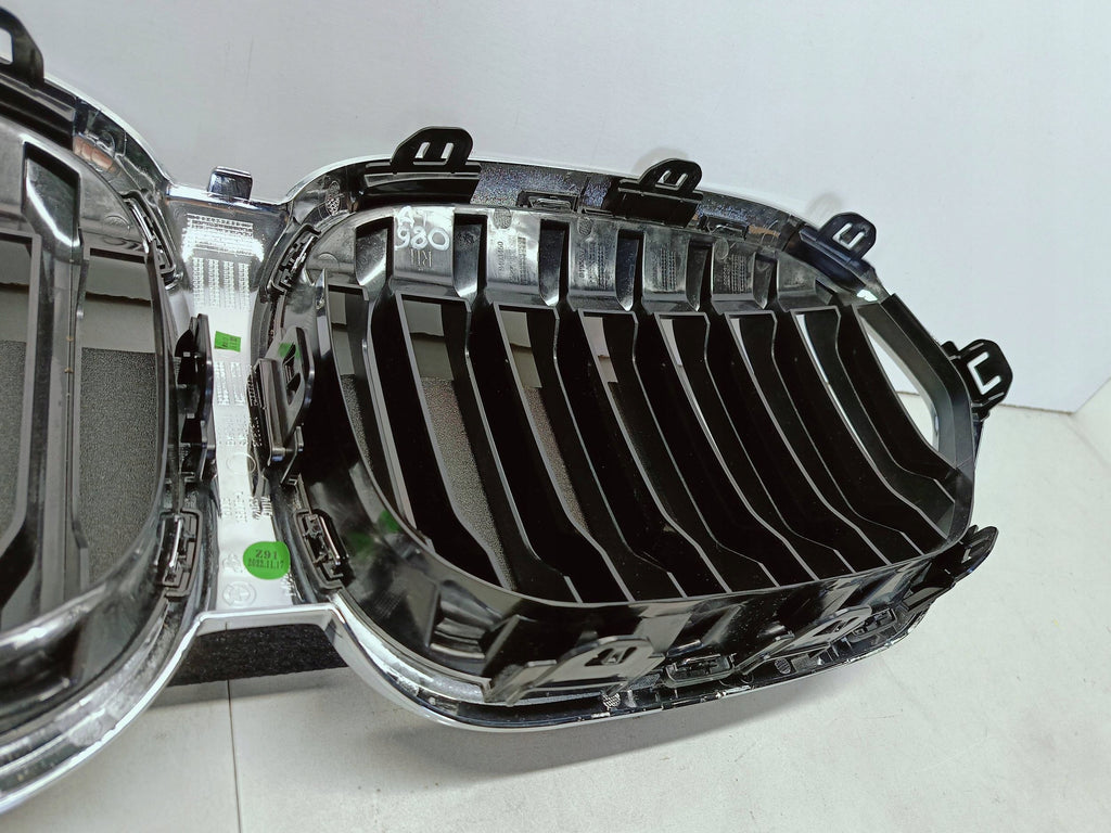BMW X1 F48 LCI LIFT 19- ATRAPA GRILL NERKI ZDERZAKA PRZEDNIEGO 51138493450