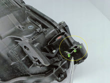 Laden Sie das Bild in den Galerie-Viewer, Toyota bZ4X 22- SCHEINWERFER LINKS VORNE VOLL LED EU KOITO 42-118