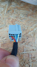 Laden Sie das Bild in den Galerie-Viewer, FORD TRANSIT CUSTOM LIFT 8 PIN SPIEGEL LINKS