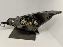 Laden Sie das Bild in den Galerie-Viewer, CITROEN C3 II DS3 LIFT 13- LAMPA PRAWA PRZÓD PRZEDNIA ZWYKŁA 9677033880