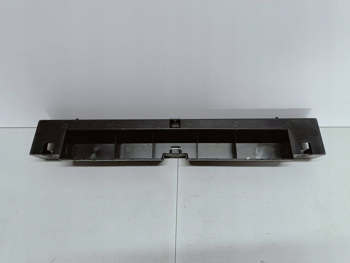 Renault Megane E-Tech 22- Gleitstück Halter Mittlere Vorne Stossstange 622409247R — Foto 4 von 12
