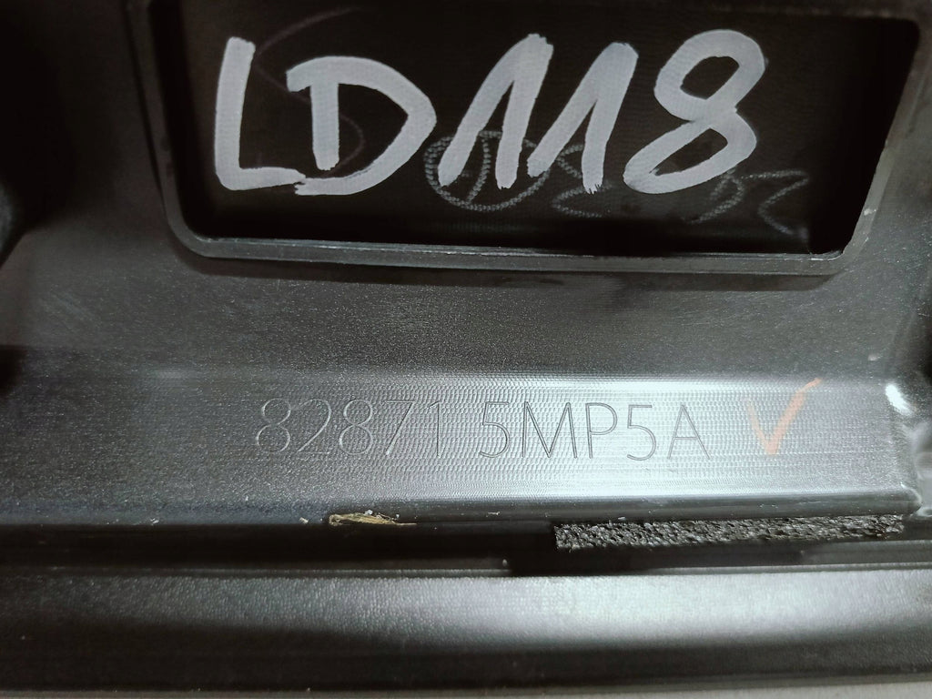 Nissan Ariya FE0 20- LISTWA NAKŁADKA DRZWI LEWY TYŁ LEWA TYLNA 82877-5MP5A
