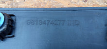 Laden Sie das Bild in den Galerie-Viewer, CITROEN C4 CACTUS LIFT 17- RADHAUSVERKLEIDUNG HINTEN LINKS 9819474277