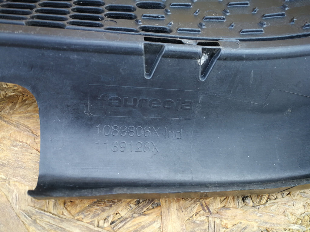 PEUGEOT 208 I 12- ATRAPA GRILL KRATKA DOLNA ZDERZAKA PRZEDNIEGO 9673855677