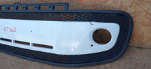 Laden Sie das Bild in den Galerie-Viewer, VOLKSWAGEN UP UP! 11- KÜHLERGRILL STOSSFÄNGER VORNE 1S0853677E