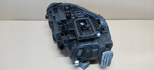 Laden Sie das Bild in den Galerie-Viewer, MERCEDES GLB A247 X247 SCHEINWERFER LINKS VORNE LED HIGH PERFORMANCE A2479061905