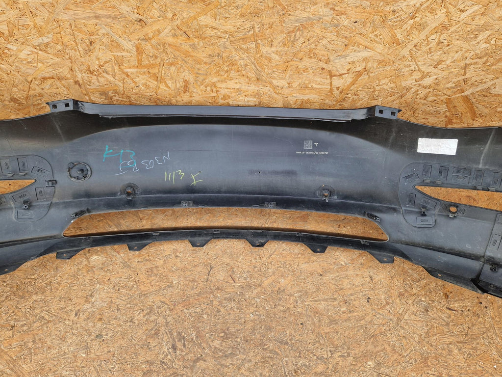 TESLA MODEL 3 III 17 PDC 1084168-00 STOSSSTANGE VORNE