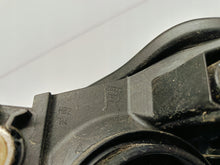 Laden Sie das Bild in den Galerie-Viewer, MAZDA 2 II DJ 14- SCHEINWERFER RECHTS VORNE NORMAL H4 DB5J-51030