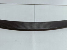 Laden Sie das Bild in den Galerie-Viewer, Tesla Model Y MJ 20- HECKKLAPPENSPOILER CARBON 1627370-99-A