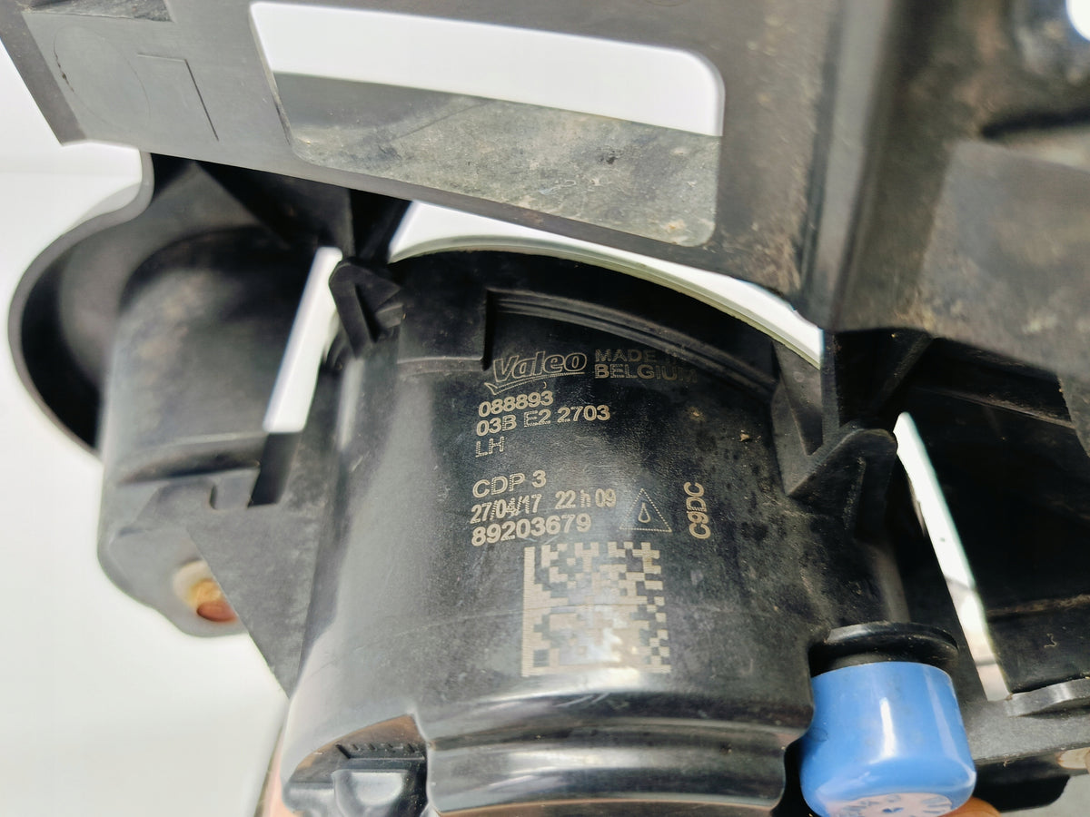 BMW 1 E81 E87 04- Phare Halogen Antibrouillard Glissière Gauche 89203679 — photo 10 sur 10
