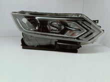 Load image into Gallery viewer, Nissan Qashqai II J11 LIFT 17- LAMPA PRAWA PRZÓD H11 SOCZEWKA+LED 100-19009