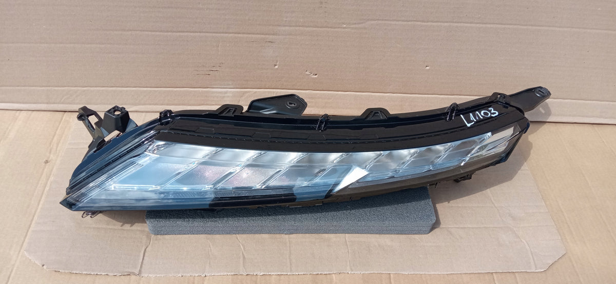 Mitsubishi Eclipse Cross Lift 21- Lampa Lewa Przód LED DRL EDM922-05010 — zdjęcie 2 z 15