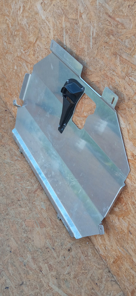 VOLVO V50 S40 C30 C70 PŁYTA OCHRONNA OSŁONA ALUMINIOWA POD SILNIK 31269431