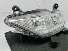 Załaduj zdjęcie do przeglądarki galerii, HYUNDAI I20 II GB 14- HALOGEN LAMPA PRZECIWGIELNA PRAWY PRZÓD 221-2055R-UE