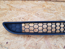 Laden Sie das Bild in den Galerie-Viewer, FIAT PUNTO GRANDE EVO 12- ATRAPA KRATKA GRILL ZDERZAKA PRZEDNIEGO 735536142