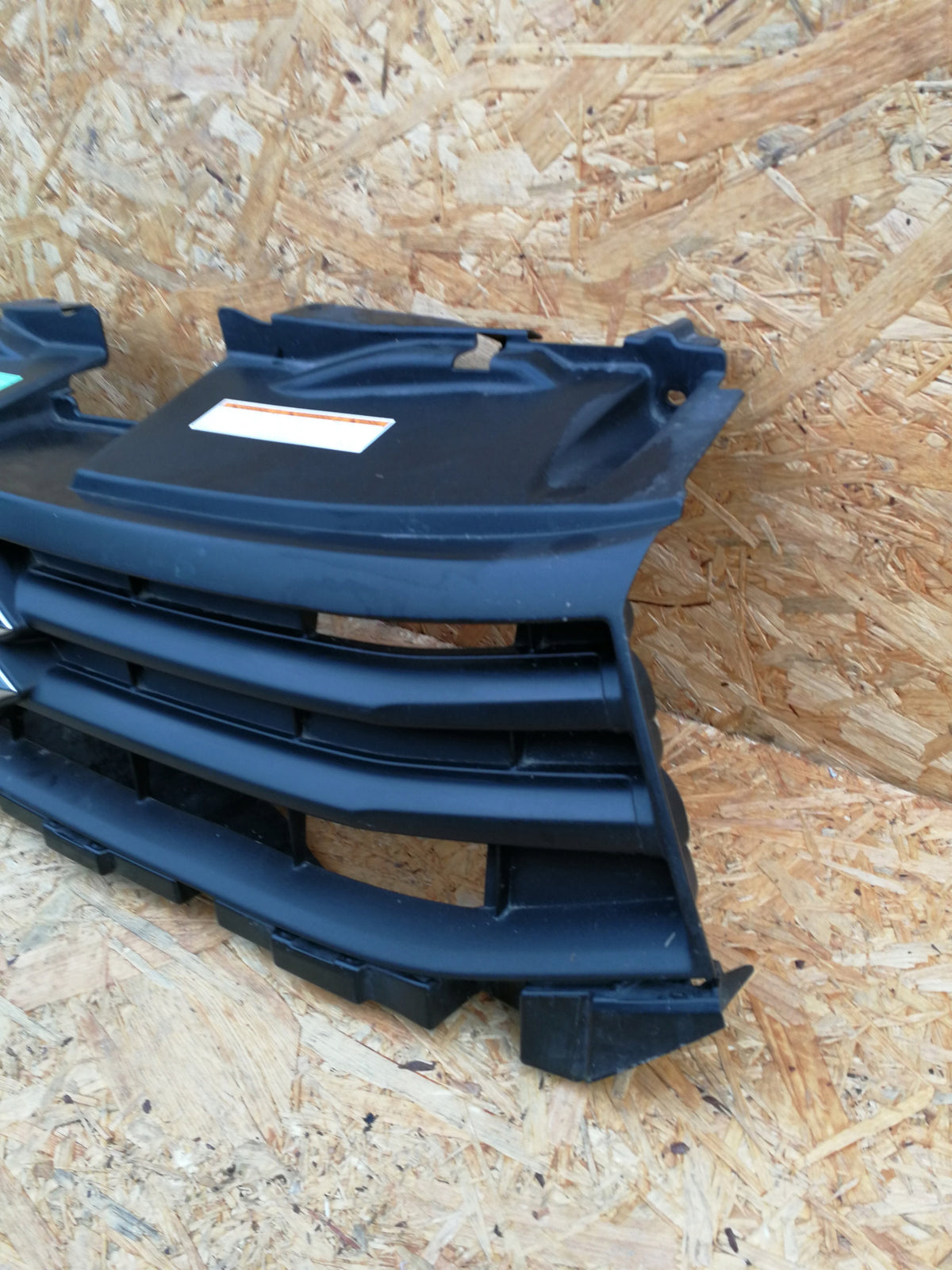 Suzuki Celerio 14- Grille Grille Grille Front Bumper 71741-84M0 — photo 2 of 9
