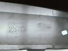 Laden Sie das Bild in den Galerie-Viewer, TOYOTA YARIS CROSS 20- FRONTSPOILER UNTERTEIL STOSSSTANGE 52129-0D080