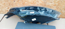 Załaduj zdjęcie do przeglądarki galerii, RENAULT CLIO IV 4 LIFT 16- LAMPA REFLEKTOR PRAWY PRZÓD 260100653R