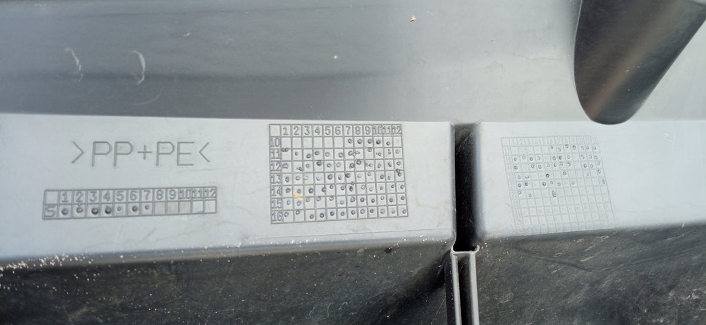 VOLKSWAGEN CRAFTER LIFT 11- KÜHLERGRILL STOSSFÄNGER VORNE 2E0853653E