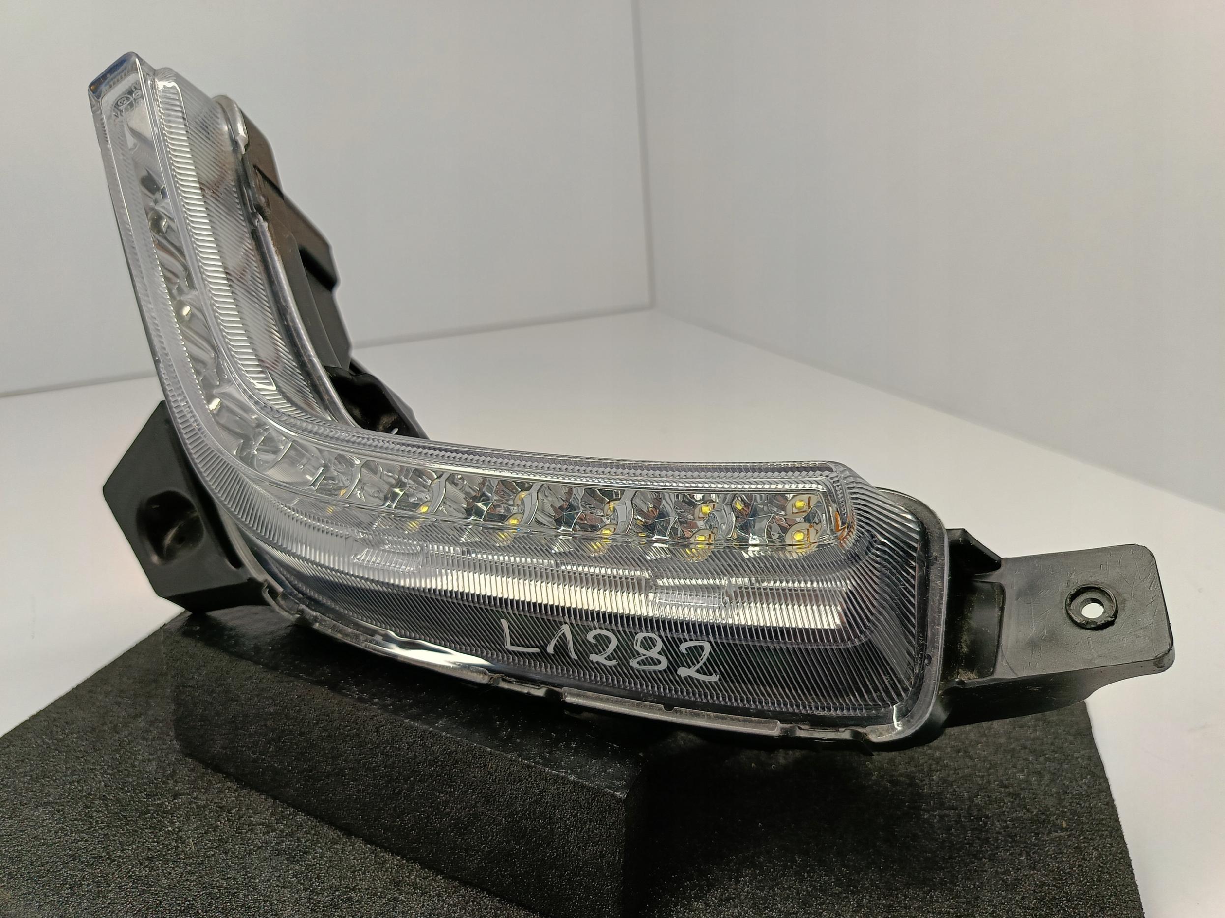 HYUNDAI I10 II 13- FRONT RIGHT LIGHT HALOGEN DRL LED 92202-B901