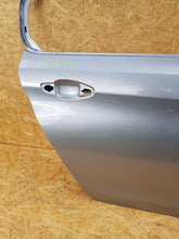 Load image into Gallery viewer, PEUGEOT 308 II 2 T9 HB 13- DRZWI PRAWY TYŁ TYLNE