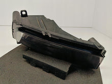 Load image into Gallery viewer, VOLKSWAGEN TOURAN II 15- REFLEKTOR HALOGEN PRZECIWMGŁOWY PRAWY 5TA941662A