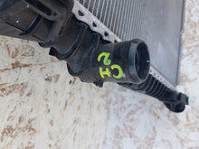 Laden Sie das Bild in den Galerie-Viewer, FORD TRANSIT MK8 WASSERKÜHLER