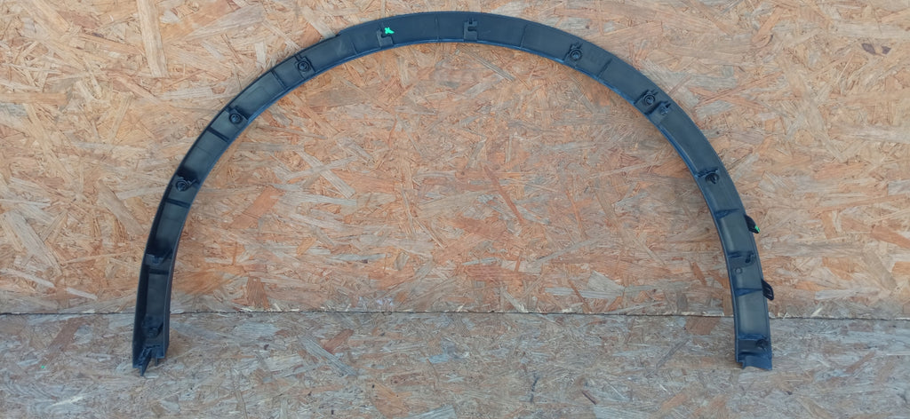 TESLA MODEL Y 22- LISTWA BŁOTNIKA PRAWY TYŁ PRAWA TYLNA 1658698-00-A