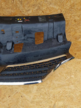 Load image into Gallery viewer, RENAULT MASTER IV 4 19- ATRAPA GRILL ZDERZAKA PRZEDNIEGO 623109048R