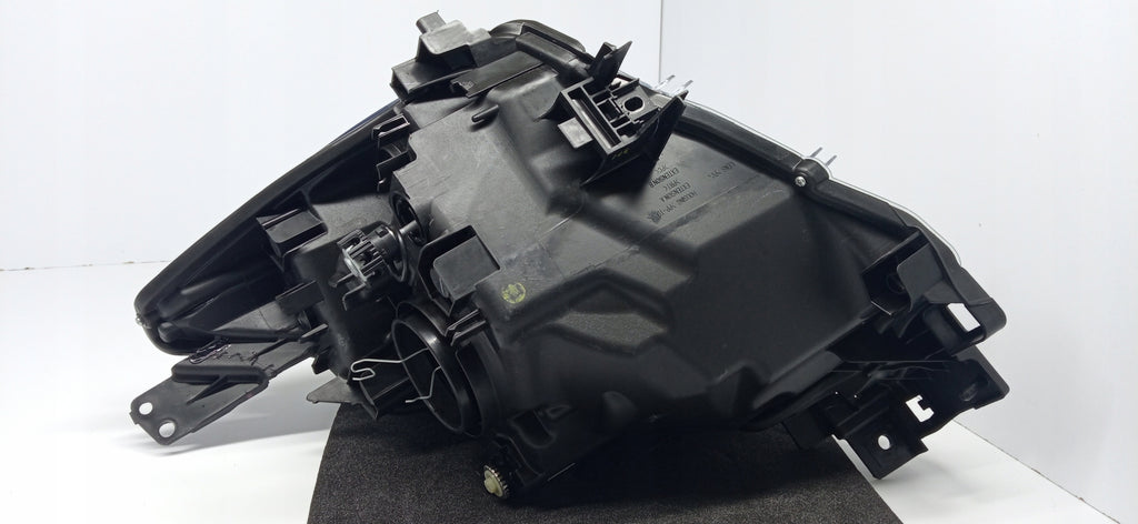 MAZDA 2 II DJ 14- SCHEINWERFER RECHTS VORN H4 DB5J-51030